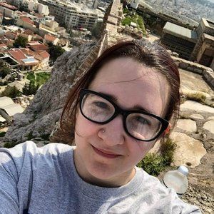 Meet your Posher, Ashley